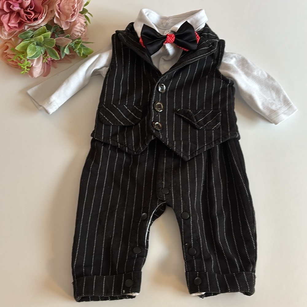 Baby Tux Baby Pinstripes Set 3-6 Month outfit Black and White Baby Tuxedo - Picture 10 of 16